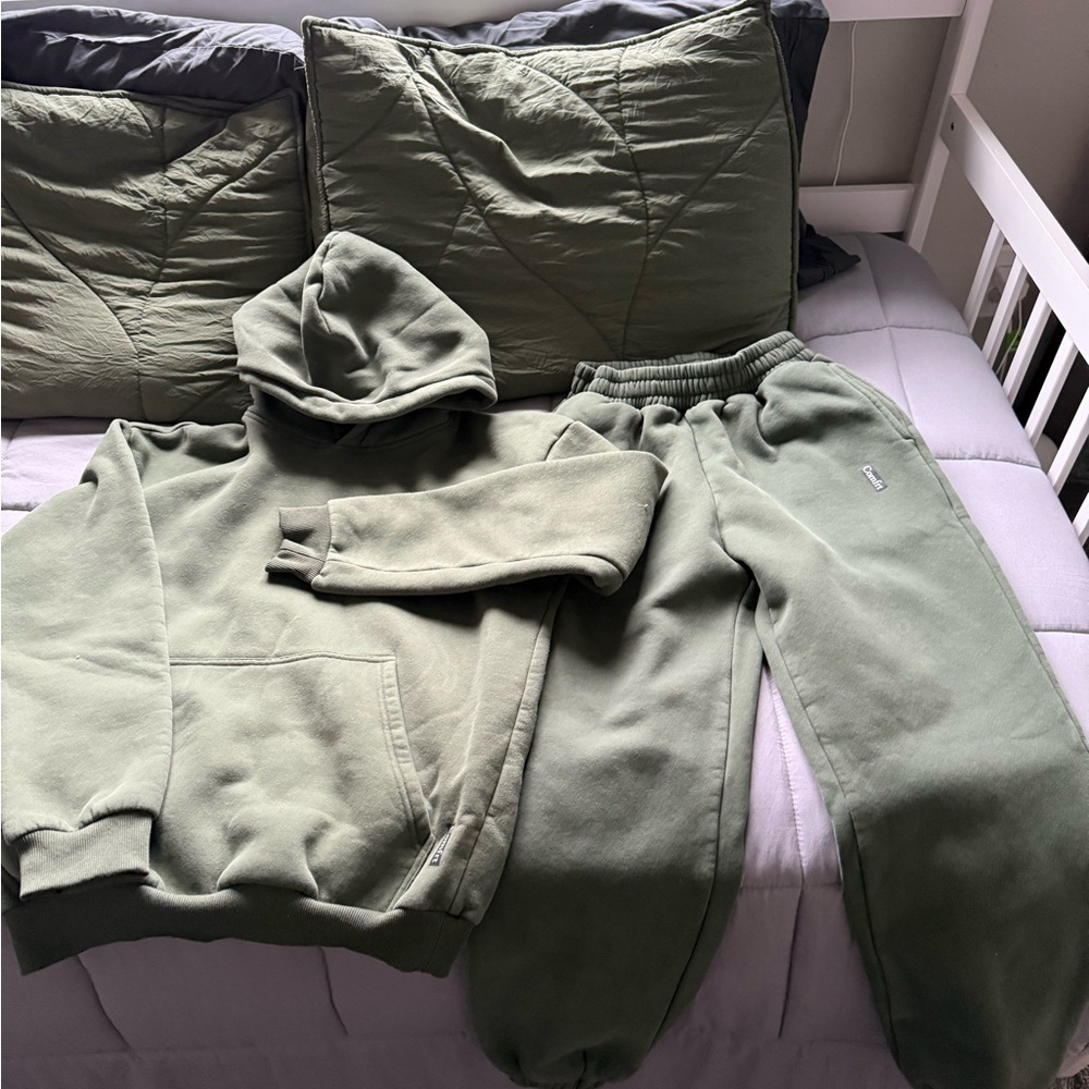 Olive Green Women's Hoodie and Sweatpants Set